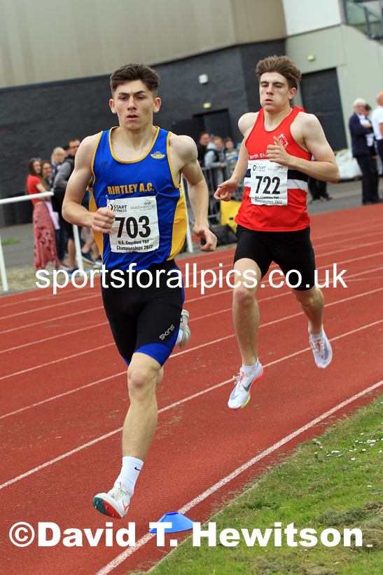 Men and Boys 800 metres, 2022 North Eastern Track and Field Champs., Middlesbrough. David T. Hewitson/Sports for All Pics